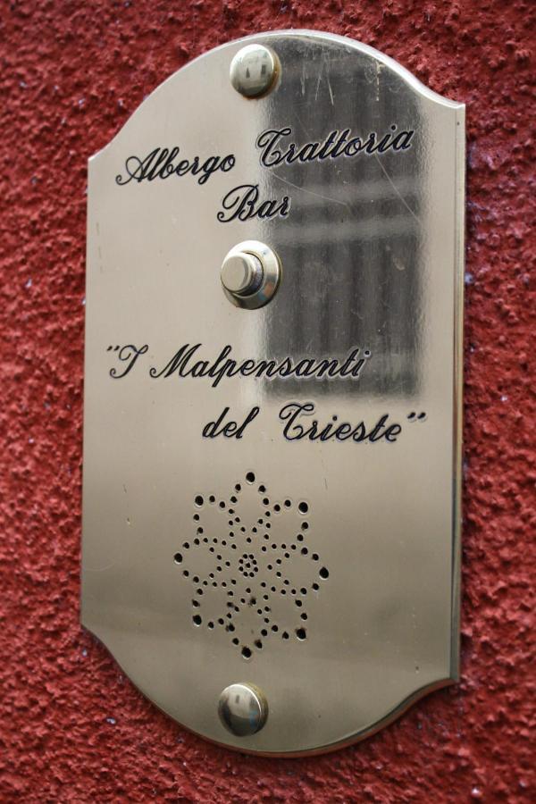 I Malpensanti Del Trieste Monticelli dʼOngina Eksteriør billede